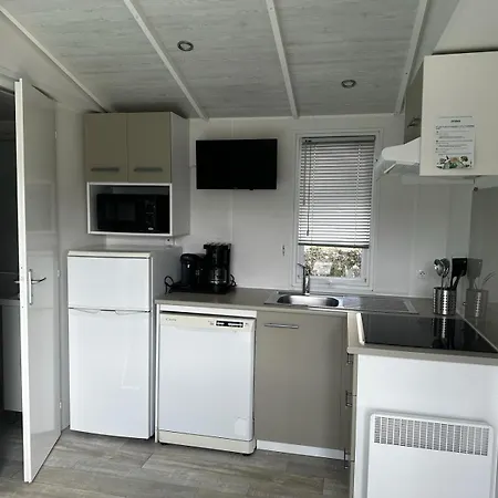 Aldeamento Turístico Mobilhome 4étoiles Côte D'azur *